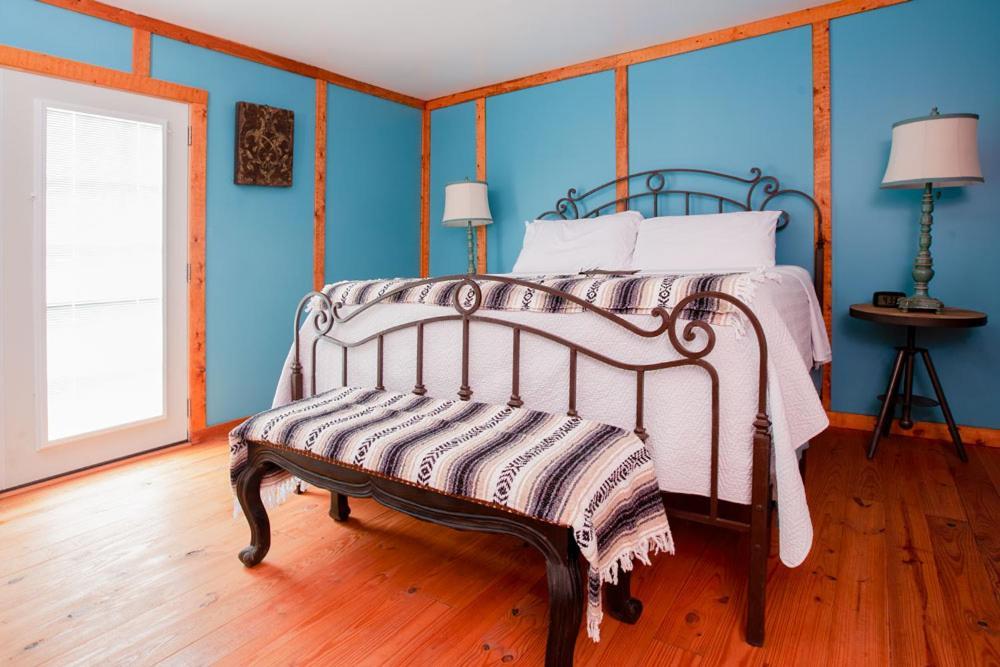 Round Top Hotel エクステリア 写真