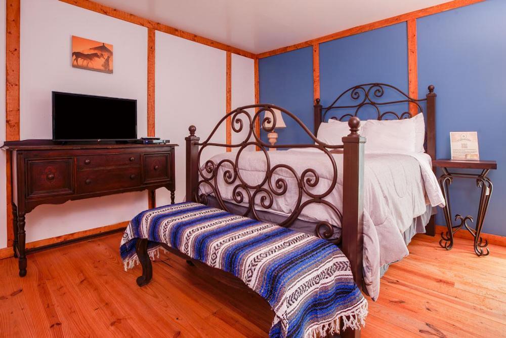 Round Top Hotel エクステリア 写真