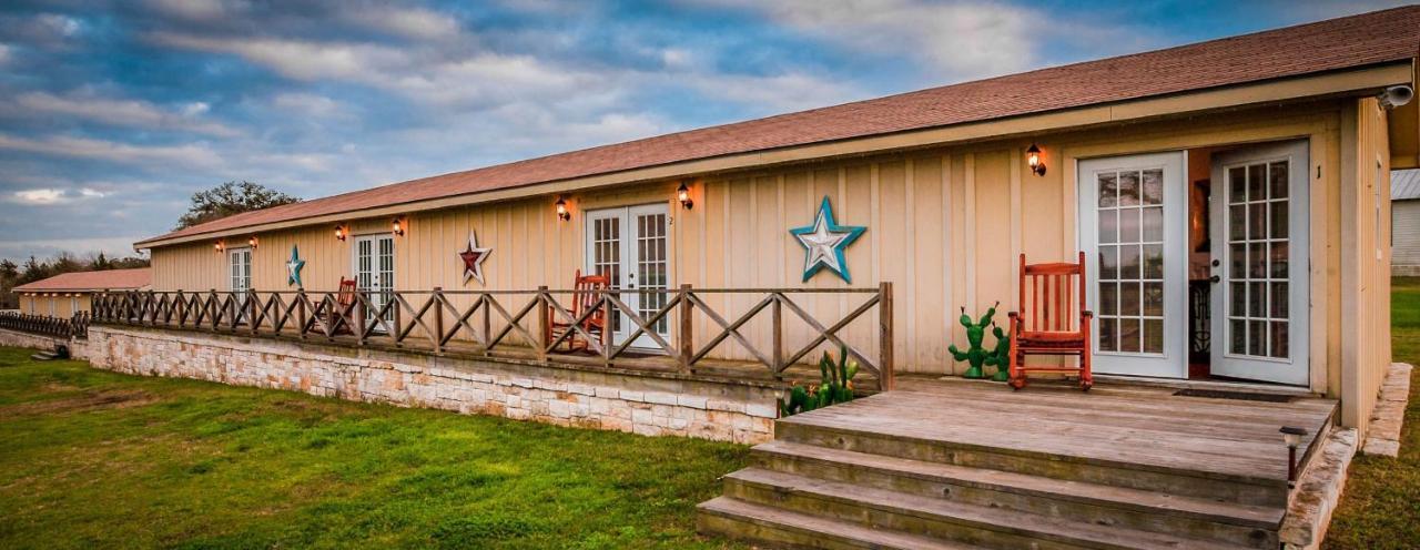 Round Top Hotel エクステリア 写真