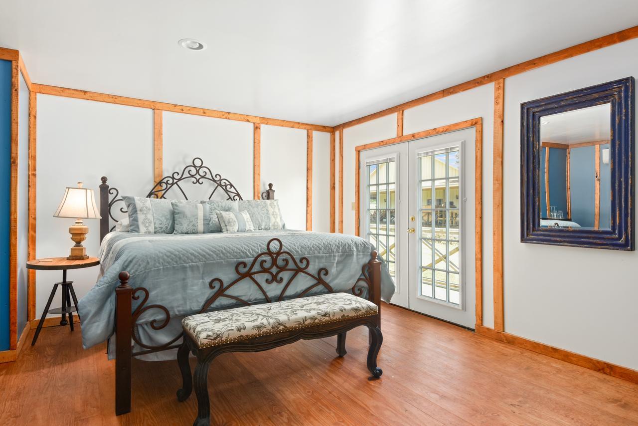Round Top Hotel エクステリア 写真
